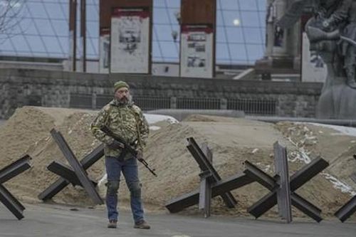 Ukraine tố Nga tấn công vào nhà máy điện hạt nhân lớn nhất châu Âu