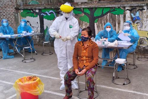 Ngày 4-3: Hà Nội phát hiện thêm hơn 21.000 ca Covid-19, cao chưa từng thấy