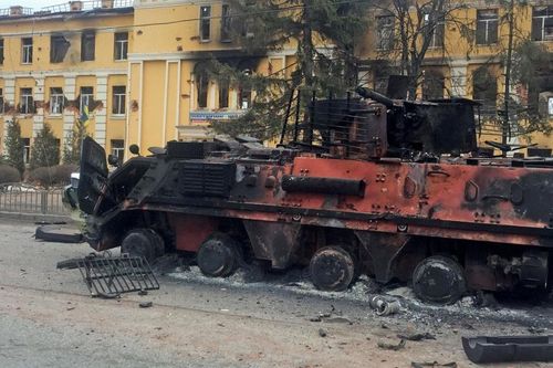 Thiết giáp mạnh nhất Ukraine liên tục bị Nga bắn cháy