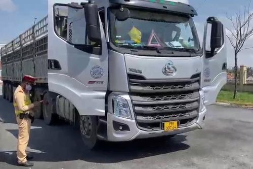 Liên tiếp phát hiện tài xế dương tính với ma túy trên cao tốc Đà Nẵng - Quảng Ngãi
