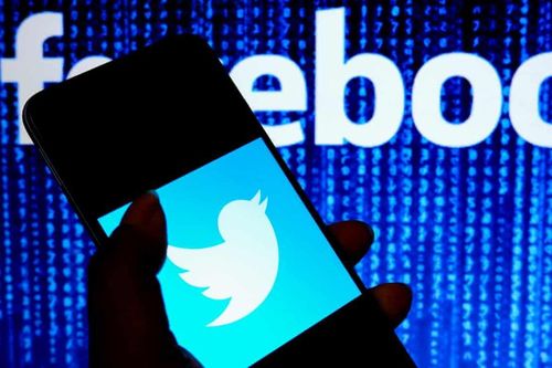 Nga 'cấm cửa' Facebook