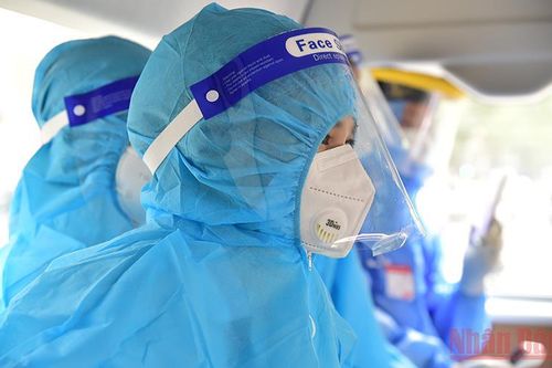 Ban hành Hướng dẫn chăm sóc tại nhà đối với trẻ em mắc Covid-19
