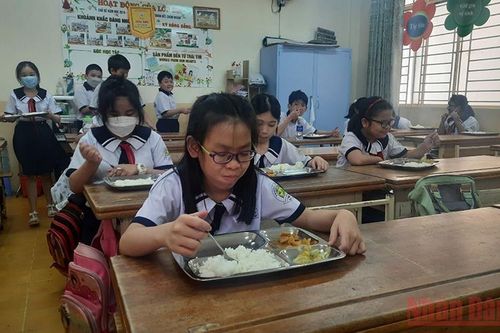 Vượt khó để duy trì dạy học trực tiếp