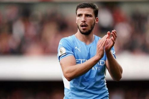 Man City nhận 'hung tin' trước thềm derby Manchester