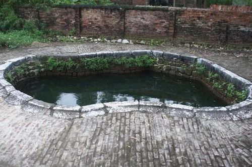 Giếng cổ, 'báu vật' làng quê bị lãng quên?