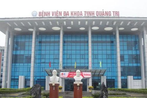 Quảng Trị: Bác sĩ đang mắc COVID -19 cứu sống F0 nguy kịch