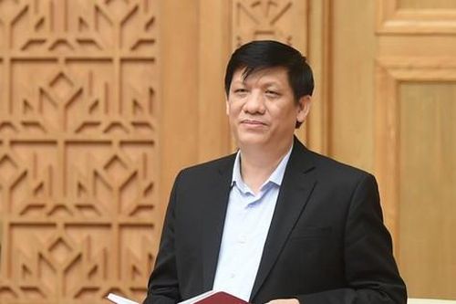 Bộ trưởng Y tế: Hướng tới điều trị COVID-19 như bệnh thông thường