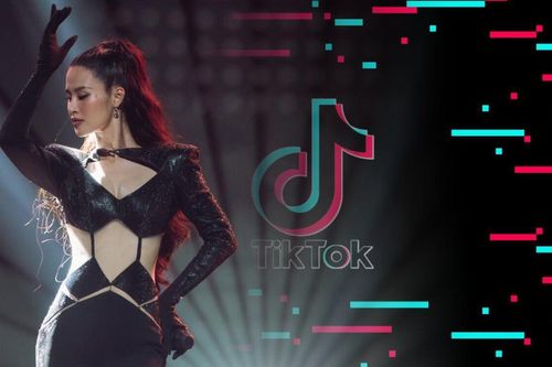 Đông Nhi bất ngờ mang vũ đạo của một trend Tik Tok đình đám lên sân khấu biểu diễn: Chuyện gì đây?