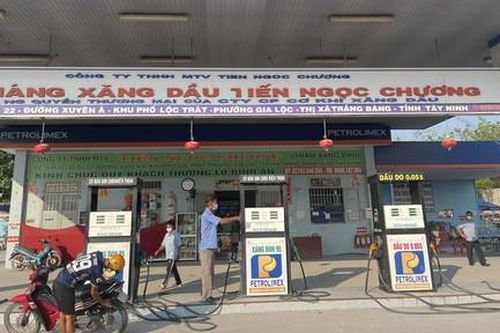 Phạt cây xăng Tiến Ngọc Chương vì bán hàng 'nhỏ giọt'