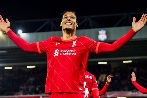 Van Dijk lập kỷ lục tại Premier League