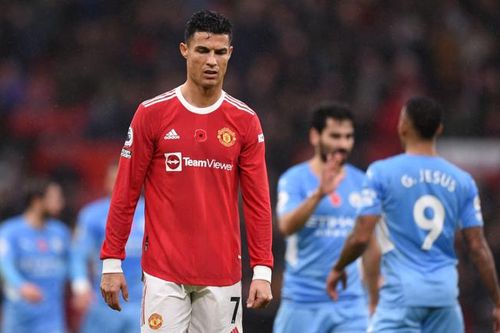 Ronaldo bất ngờ vắng mặt đội hình MU đấu Man City