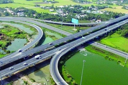 Đầu tư 830 km đường cao tốc cho Đồng bằng sông Cửu Long đến 2030