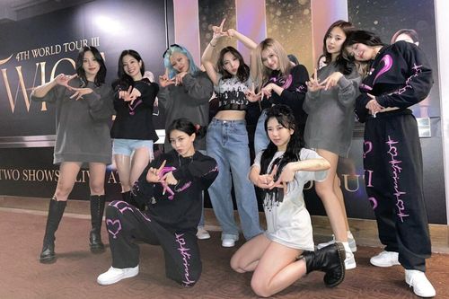 Fan Hàn 'nở mày nở mặt' khi Twice chứng minh được sự nổi tiếng của mình ở Mỹ