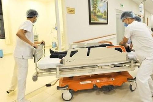 Hà Nội: Uống nhiều thuốc Nam mong khỏe, người phụ nữ trẻ nhập viện vì đau bụng 'chì'