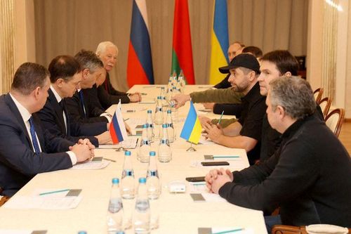 Nga và Ukraine bắt đầu vòng đàm phán thứ ba ở phía tây Belarus