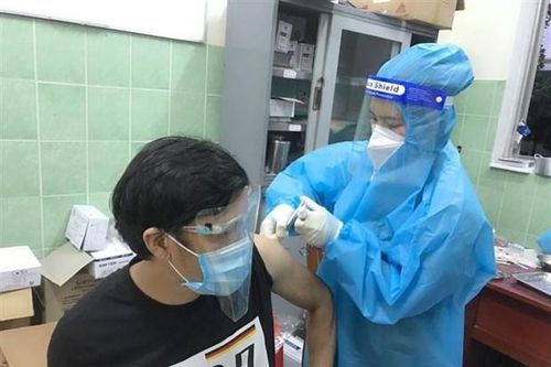 F0 tăng nhanh, Bình Dương nỗ lực hoàn thành tiêm vaccine trong tháng 3