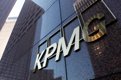 Hai công ty kiểm toán lớn nhất thế giới KPMG và PwC rút khỏi Nga