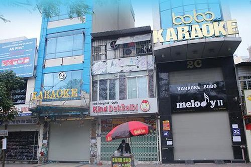 Kinh doanh massage, karaoke đang 'ngắc ngoải'?