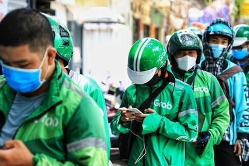 Hàng loạt ứng dựng đặt xe công nghệ tăng cước