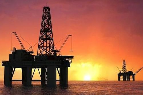 Giá dầu tiếp tục tăng vọt, lên mức cao nhất kể từ năm 2008