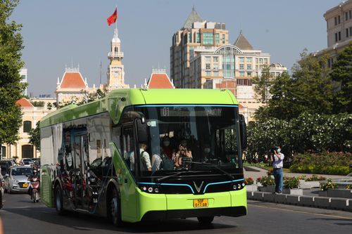 Buýt điện cỡ lớn ở TP.HCM có gì đặc biệt?