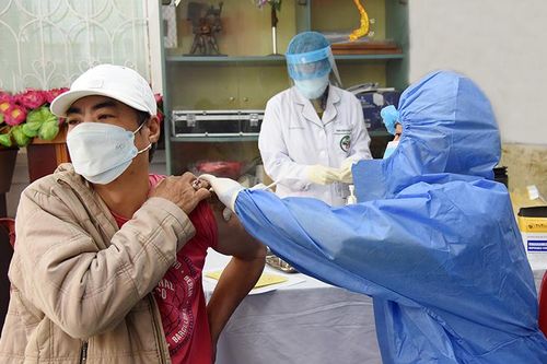 Tăng cường kiểm tra việc mua, bán thuốc điều trị Covid-19