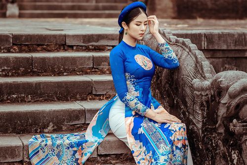 Đại sứ âm thầm của áo dài