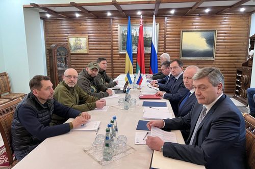 Vấn đề Ukraine: Nga sẵn sàng mở hành lang nhân đạo