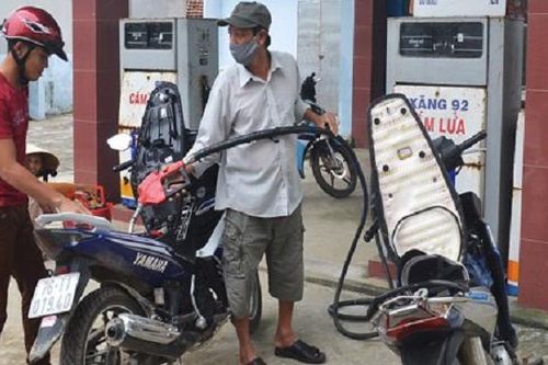 Chi phí vận chuyển xăng dầu ra Lý Sơn quá cao