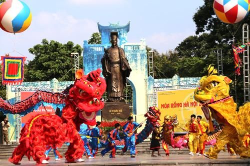 Xây dựng môi trường văn hóa cơ sở và công tác tổ chức cán bộ: Giải pháp thực chất, có chiều sâu