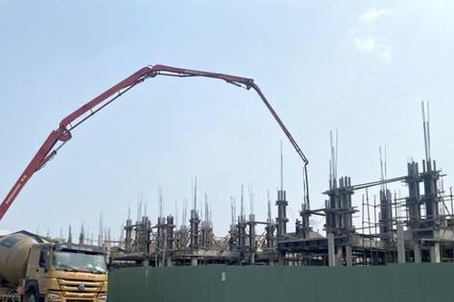 Ba huyện ở TPHCM lên thẳng thành phố: Không dễ