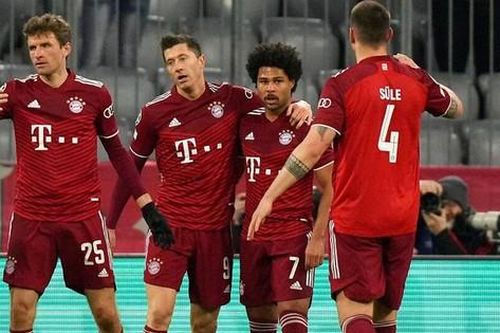 Lewandowski rực sáng, Bayern đè bẹp Salzburg với tỷ số 7-1