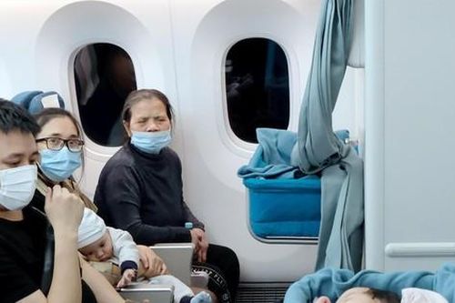 Thêm chuyến bay thứ 3 đón người Việt Nam tại Ukraine về nước