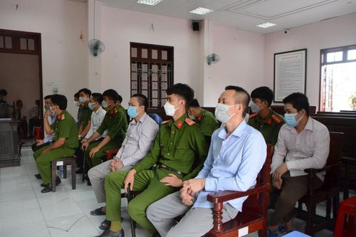 Xét xử trùm đa cấp miền Tây và đồng phạm