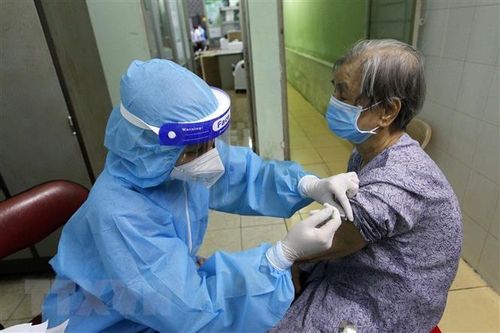 TP.HCM: Chiến dịch cao điểm bảo vệ sức khỏe những người có nguy cơ cao