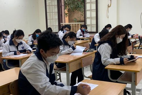 Học sinh F1 phải cách ly bao lâu mới được trở lại trường học trực tiếp?