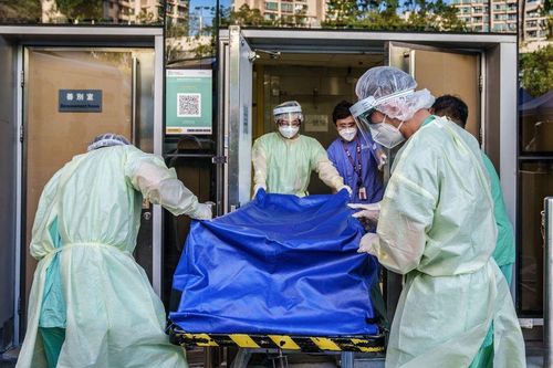 Nguyên nhân khiến Hong Kong có tỉ lệ tử vong COVID-19 cao nhất thế giới