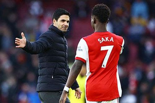 Arsenal vươn lên Top 4: Hàng công bùng nổ là chìa khóa