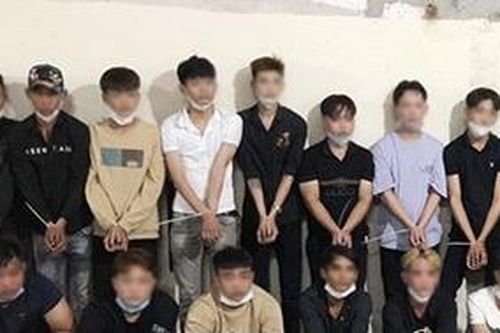 Đồng Nai: Chặn kịp thời 2 vụ hỗn chiến, thu cả bao hung khí