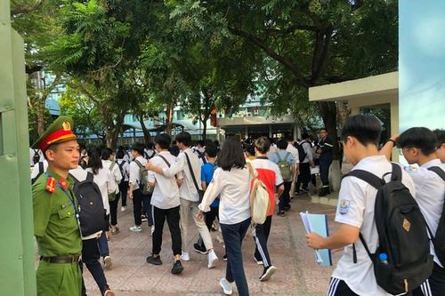 Tổ chức 2 đợt thi tốt nghiệp THPT để đảm bảo quyền lợi thí sinh giữa mùa dịch