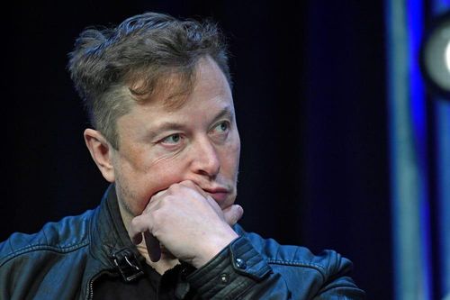 Xung đột Nga - Ukraine khiến Elon Musk gặp khó