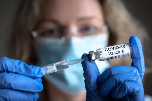 Ba giai đoạn của thử nghiệm lâm sàng vaccine