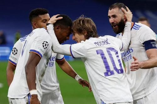 Real xứng danh vua châu Âu sau đêm điên rồ ở Bernabeu