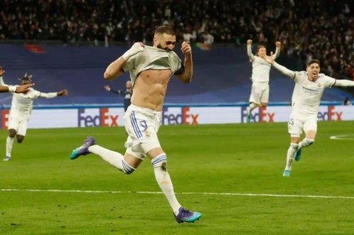 Benzema lập hat-trick loại PSG khỏi Champions League