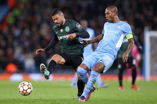 Giữ chân trụ cột, Man City bị Sporting níu chân