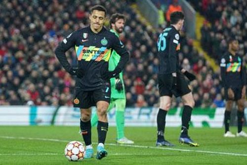 Inter dừng bước ở Champions League bởi Sanchez quá vô trách nhiệm