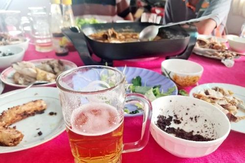 Cà Mau: Mở nhạc lớn trong tiệc nhậu, hai thanh niên bị đâm tử vong