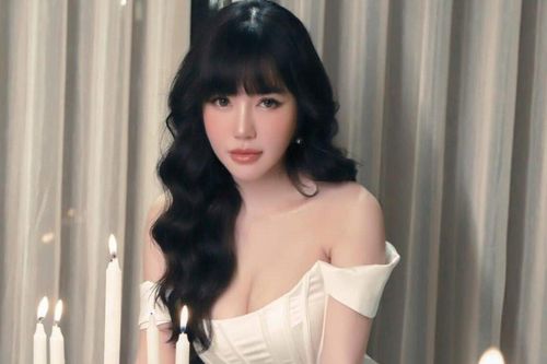Xuất hiện với vòng eo to bất thường, Elly Trần vướng nghi vấn mang bầu