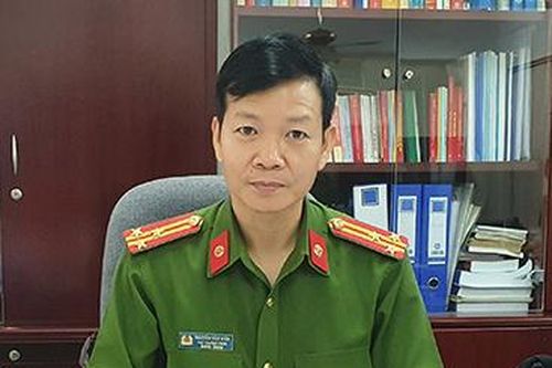 Khi ngôn ngữ hóa… gươm đao!