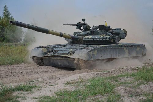 Vì sao xe chiến đấu bộ binh dựa trên T-80 của Ukraine chưa tham chiến?